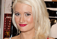 Holly-madison-playboy-bunny-hair-side